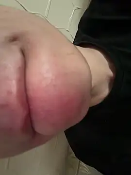 hotlips2026 online show from 05-04-26, 07:04
