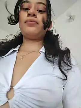 Snapshot of L0lita_Emi12 chatting on 07-10-26, 08:44 L0lita Emi12 online show from 07-10-26, 08:44
