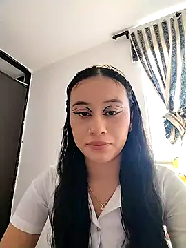 Snapshot of L0lita_Emi12 chatting on 07-14-26, 03:29 L0lita Emi12 online show from 07-14-26, 03:29