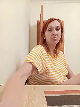 Snapshot of Bel_Nell chatting on 05-28-26, 07:00 Bel Nell online show from 05-28-26, 07:00