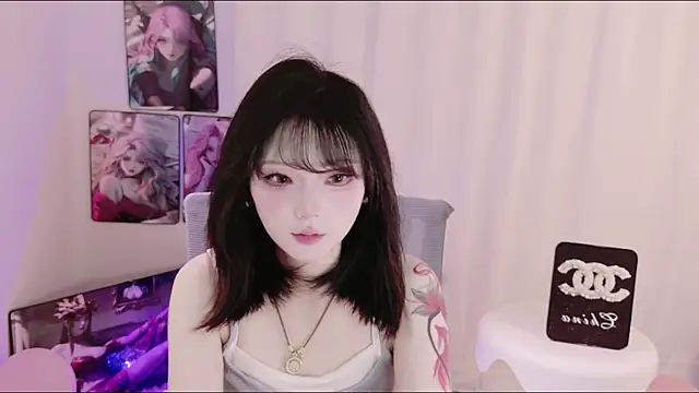 ShiQi-001 online show from 05-03-26, 01:50