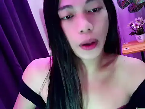 Snapshot of sexyfucksophia chatting on 07-05-26, 01:29 sexyfucksophia online show from 07-05-26, 01:29