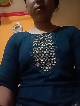 Snapshot of Life_Of_Diya chatting on 05-10-26, 03:28 Life Of Diya online show from 05-10-26, 03:28