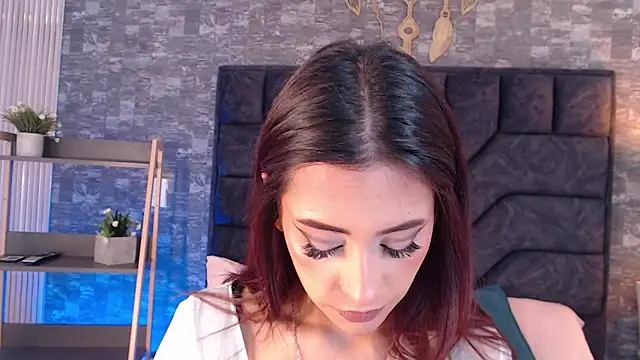 Snapshot of emy_fg chatting on 05-16-26, 08:07 emy fg online show from 05-16-26, 08:07