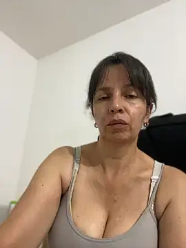 Soy Camila8 online show from 06-25-26, 03:28