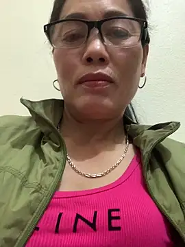 Snapshot of MimiSex6996 chatting on 05-12-26, 01:41 MimiSex6996 online show from 05-12-26, 01:41