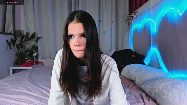 MaddyFever online show from 06-16-26, 01:14