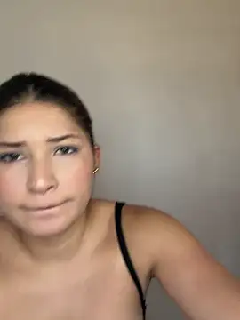 VioletaSanchez24 online show from 07-17-26, 06:35