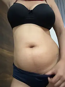 hot avni online show from 07-16-26, 05:24