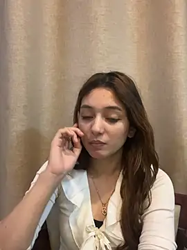 Lilywant online show from 06-11-26, 03:32