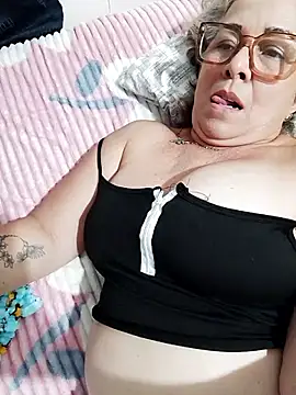 Snapshot of chanelsexx chatting on 05-22-26, 03:35 chanelsexx online show from 05-22-26, 03:35