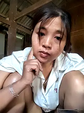 Tryphena online show from 05-05-26, 02:41