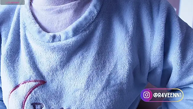 Snapshot of R4-V3N chatting on 03-14-25, 07:44 R4-V3N online show from 03-14-25, 07:44