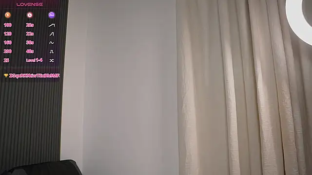 emmaxblanco online show from 07-30-26, 06:12