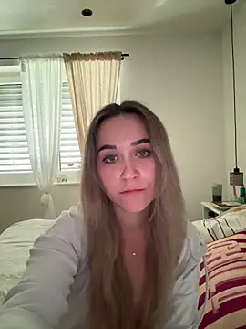 Snapshot of LillyStarr chatting on 05-26-26, 03:30 LillyStarr online show from 05-26-26, 03:30