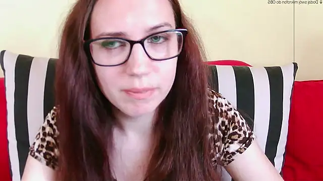 Snapshot of EmilyHotAngel chatting on 06-02-26, 03:47 EmilyHotAngel online show from 06-02-26, 03:47