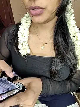 Snapshot of Tamil__Thara003 chatting on 06-07-26, 01:15 Tamil Thara003 online show from 06-07-26, 01:15