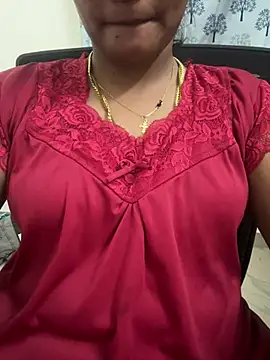 Snapshot of Tamil__Thara003 chatting on 07-10-26, 06:54 Tamil Thara003 online show from 07-10-26, 06:54