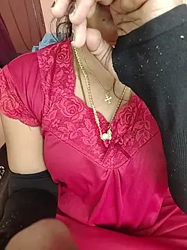Snapshot of Tamil__Thara003 chatting on 07-16-26, 11:27 Tamil Thara003 online show from 07-16-26, 11:27