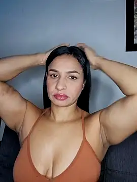 Snapshot of mell0102 chatting on 06-19-26, 12:31 mell0102 online show from 06-19-26, 12:31