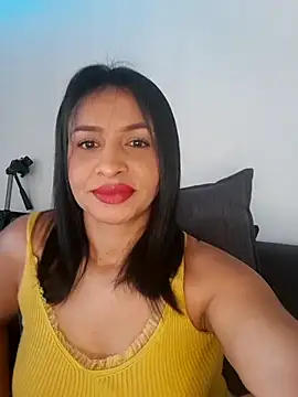 Snapshot of mell0102 chatting on 06-30-26, 12:28 mell0102 online show from 06-30-26, 12:28