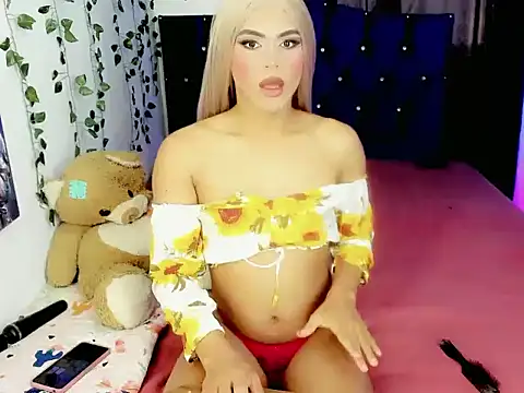 Snapshot of MalloryAlvarez chatting on 06-15-26, 06:54 MalloryAlvarez online show from 06-15-26, 06:54