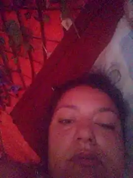 Snapshot of FabritziAPiel chatting on 06-21-26, 01:24 FabritziAPiel online show from 06-21-26, 01:24