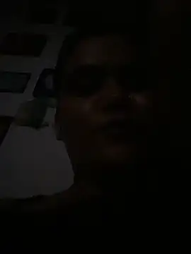 Snapshot of Leena_singh chatting on 06-21-26, 08:44 Leena singh online show from 06-21-26, 08:44