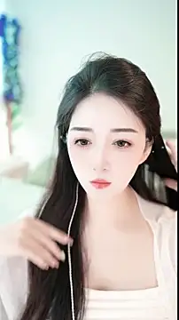 Snapshot of singer-wenwan chatting on 05-29-26, 07:39 singer-wenwan online show from 05-29-26, 07:39