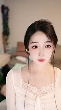 Snapshot of singer-wenwan chatting on 06-07-26, 10:30 singer-wenwan online show from 06-07-26, 10:30