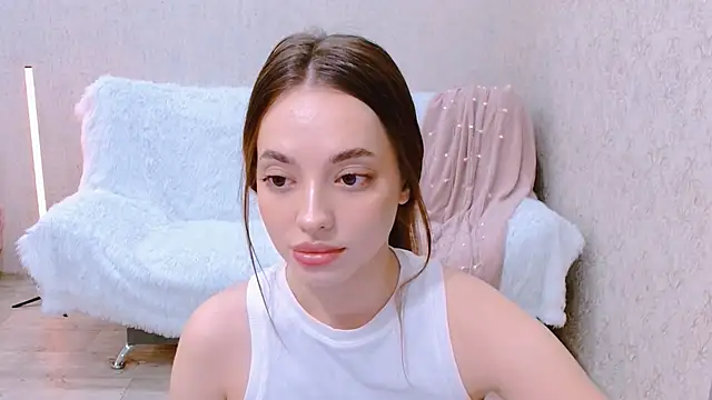 Snapshot of SiennaMia chatting on 06-02-26, 04:58 SiennaMia online show from 06-02-26, 04:58
