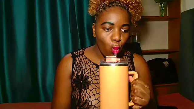 Snapshot of xxebony chatting on 07-29-26, 01:37 xxebony online show from 07-29-26, 01:37