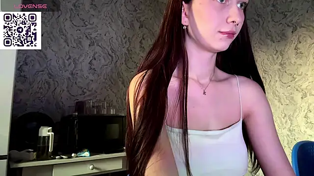 Snapshot of HinaDesire chatting on 06-15-26, 12:02 HinaDesire online show from 06-15-26, 12:02