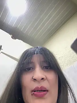 Alejandra alson online show from 05-07-26, 06:13