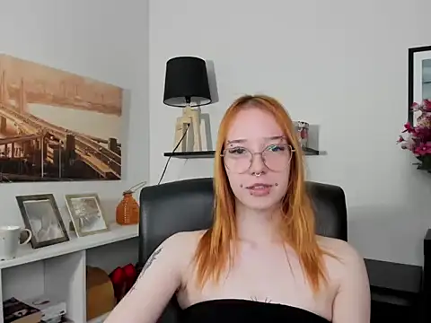 foxSonya online show from 05-19-26, 05:47