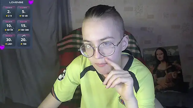 Alessa Kiss online show from 06-27-26, 10:20