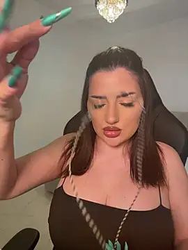 Snapshot of SophiePale chatting on 05-16-26, 02:16 SophiePale online show from 05-16-26, 02:16