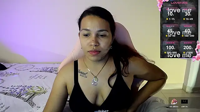 Snapshot of sexydiabliita chatting on 05-14-26, 09:43 sexydiabliita online show from 05-14-26, 09:43