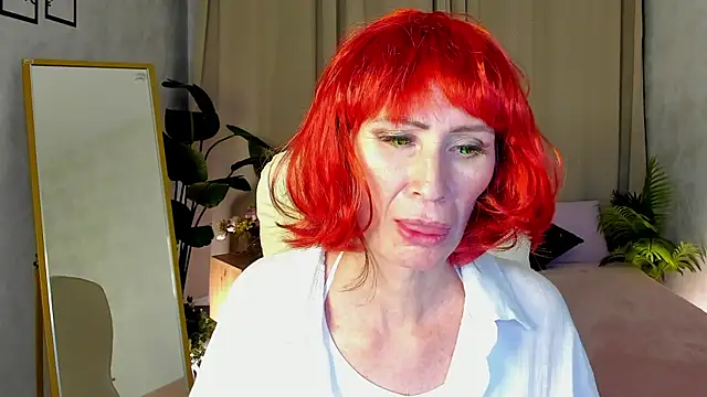 gracekellyyy online show from 07-10-26, 04:20