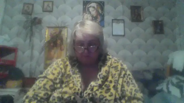 Snapshot of MarinaFarina53 chatting on 05-17-26, 05:42 MarinaFarina53 online show from 05-17-26, 05:42