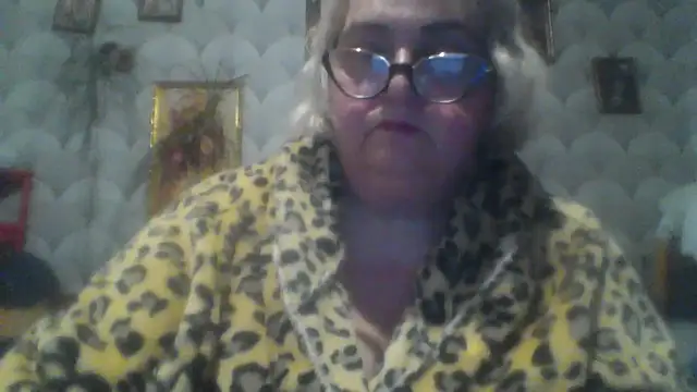 Snapshot of MarinaFarina53 chatting on 05-18-26, 07:09 MarinaFarina53 online show from 05-18-26, 07:09