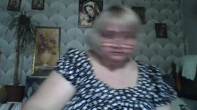 Snapshot of MarinaFarina53 chatting on 05-30-26, 05:59 MarinaFarina53 online show from 05-30-26, 05:59