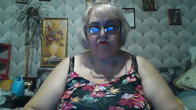 Snapshot of MarinaFarina53 chatting on 06-30-26, 06:09 MarinaFarina53 online show from 06-30-26, 06:09