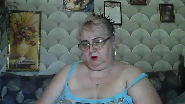 Snapshot of MarinaFarina53 chatting on 07-02-26, 06:08 MarinaFarina53 online show from 07-02-26, 06:08