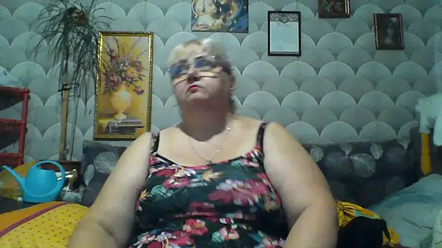 Snapshot of MarinaFarina53 chatting on 07-02-26, 06:14 MarinaFarina53 online show from 07-02-26, 06:14