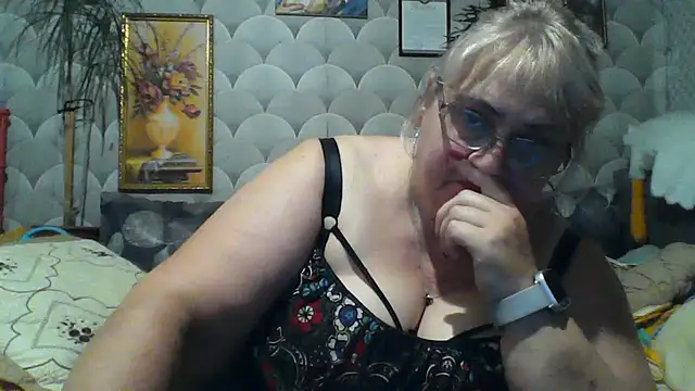 Snapshot of MarinaFarina53 chatting on 07-03-26, 06:25 MarinaFarina53 online show from 07-03-26, 06:25