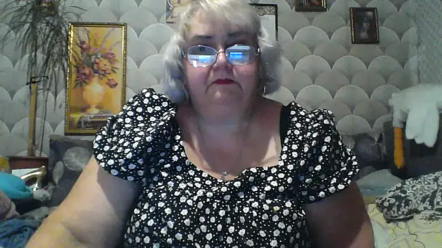 Snapshot of MarinaFarina53 chatting on 07-07-26, 07:40 MarinaFarina53 online show from 07-07-26, 07:40