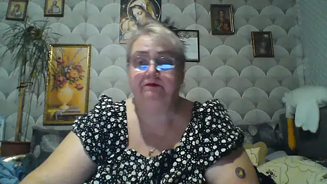 Snapshot of MarinaFarina53 chatting on 07-08-26, 10:14 MarinaFarina53 online show from 07-08-26, 10:14