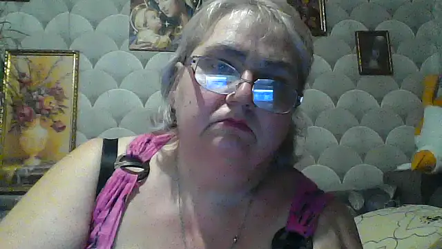 Snapshot of MarinaFarina53 chatting on 07-12-26, 07:38 MarinaFarina53 online show from 07-12-26, 07:38