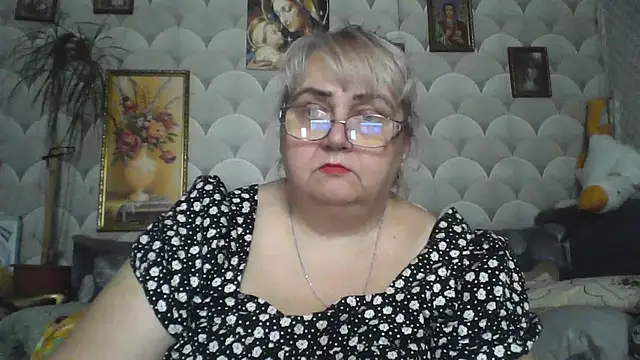 Snapshot of MarinaFarina53 chatting on 07-13-26, 09:01 MarinaFarina53 online show from 07-13-26, 09:01